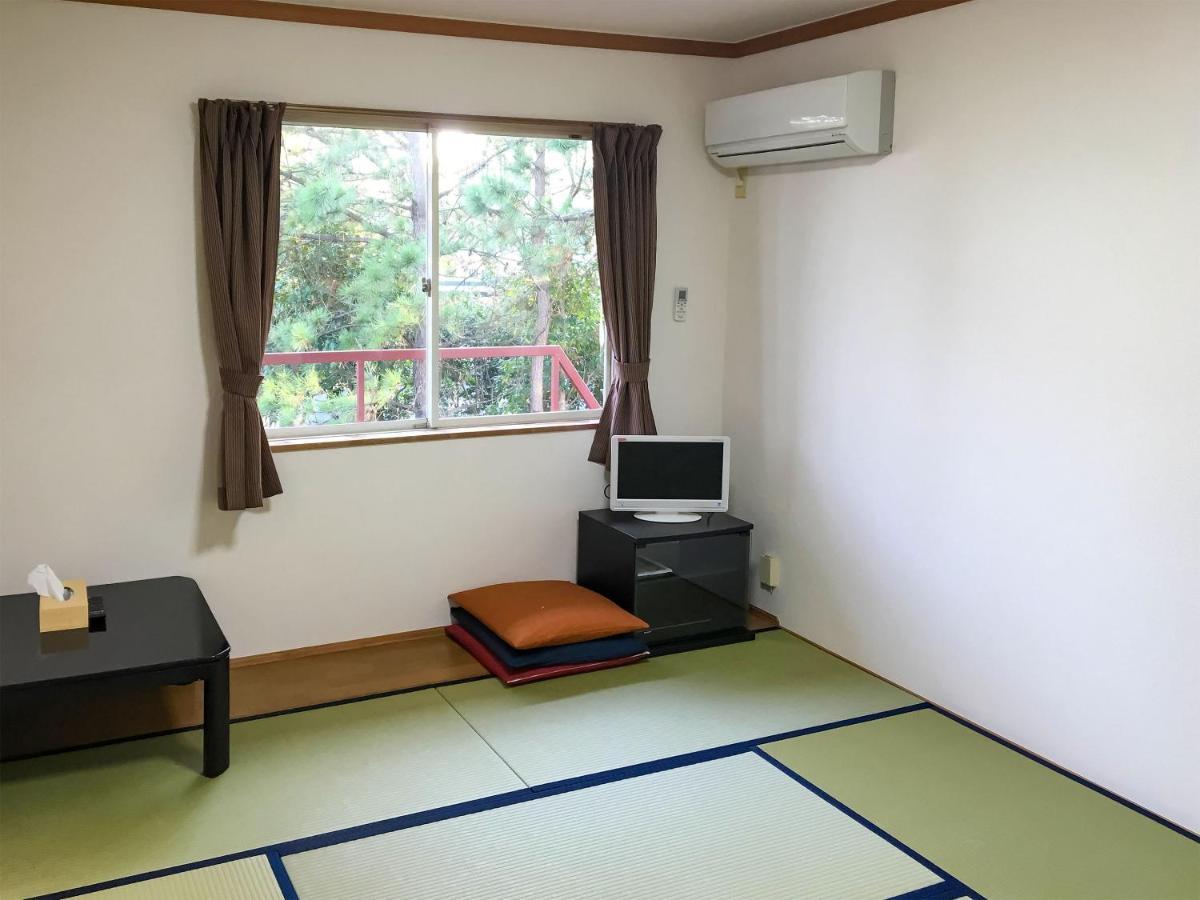 Minamikomatsu Biwa-Lakeside Cottage B B Dylan מראה חיצוני תמונה